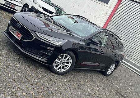 Ford Focus Turnier 1.5TDCI Cool & Connect,RFK,SHZ,LED