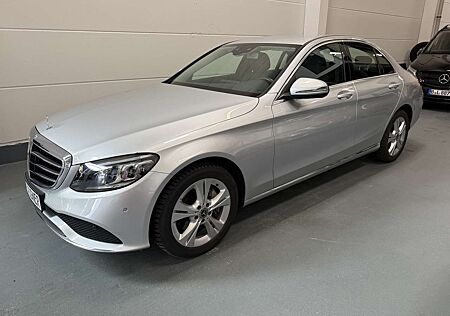 Mercedes-Benz C 300 d Navi*LED*Head-Up*Distronic*Carplay*AHK*Kamera