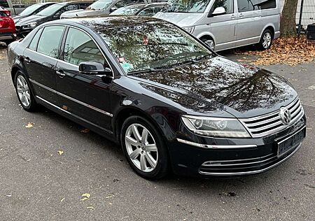 VW Phaeton Volkswagen V6 TDI 5-Sitzer 4M~LEDER~BIXENON