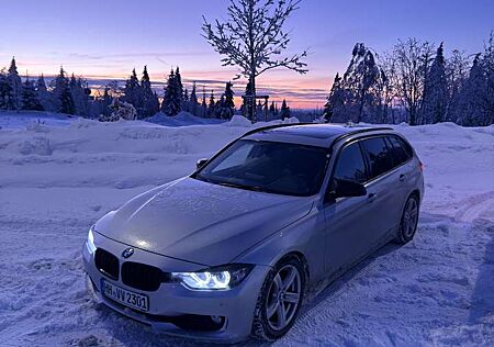 BMW 328i 328 Touring Aut.