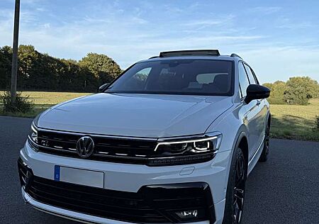 VW Tiguan Allspace Volkswagen 2.0 TSI R-Line DSG 4MOTION