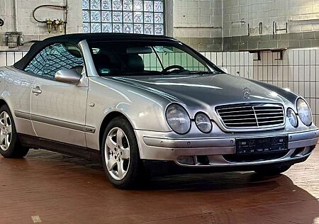 Mercedes-Benz CLK 230 KOMPRESSOR SPORTLine/ TÜV 05/27