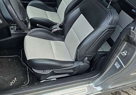 Peugeot 207 CC 120 VTi Roland Garros
