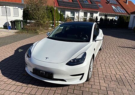 Tesla Model 3 SR Plus