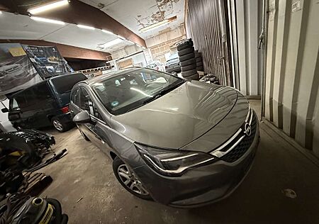 Opel Astra 1.6 D (CDTI) Sports Tourer Dynamic