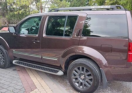 Nissan Pathfinder 3.0 dCi Aut. LE