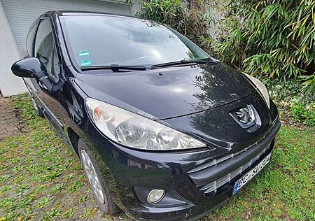 Peugeot 207 90 HDi FAP (Blue Lion)
