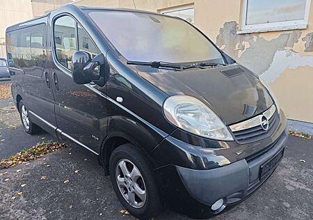 Opel Vivaro Kombi Tour Cosmo 2,0 Turbo