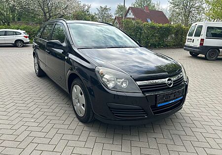 Opel Astra Edition / Panoramadach / Tüv Neu / AHK