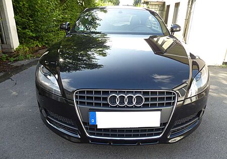 Audi TT Coupe Inspektion neu Xenon PDC hinten Leder