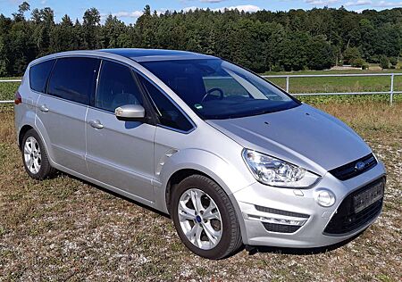 Ford S-Max 2.0 TDCi DPF Titanium