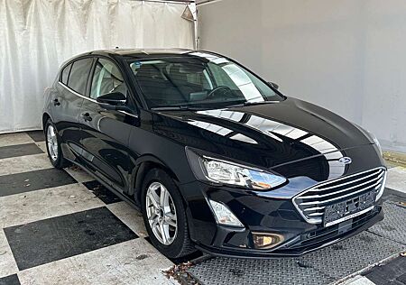 Ford Focus Lim.Cool & Connect/LED/Winter Paket/1.Hand