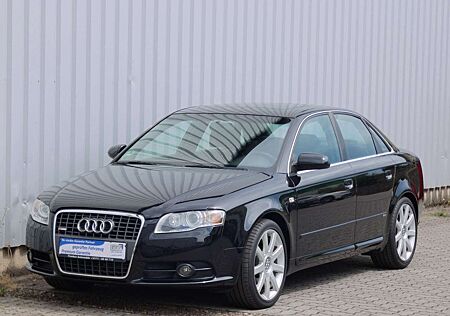 Audi A4 Lim. 2.0 TFSI quattro-S Line-Navi-Leder-Xenon