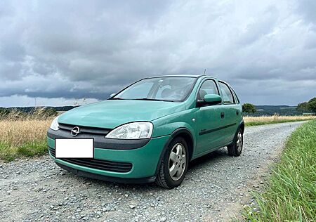 Opel Corsa Comfort- mit Dachträger und Freisprechanlage