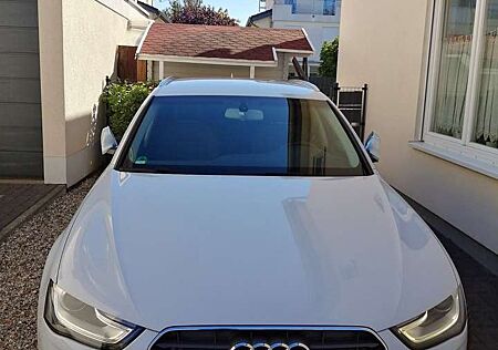 Audi A4 Avant 2.0 TDI DPF multitronic Ambition