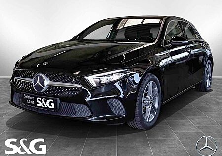 Mercedes-Benz A 250 4M TOTWINKEL+DISTRONIC+CARPLAY+LED+MBUX