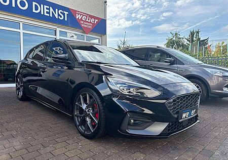Ford Focus ST*AUT.*Lim.*PANO-Da.*HEAD-UP*B&O*iACC*NAV*LED*uvm