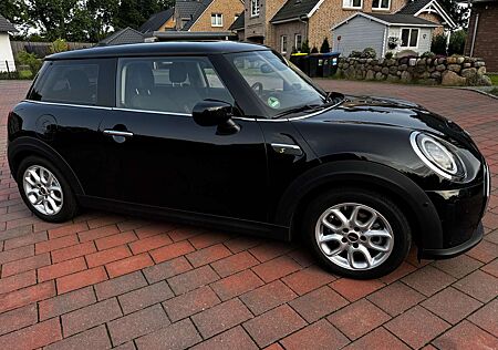 Mini Cooper SE Classic Trim