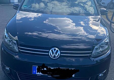 VW Touran Volkswagen 2.0 TDI DPF DSG Highline
