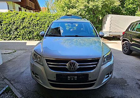 VW Tiguan Volkswagen 2.0 TDI DPF 4Motion Automatik Sport