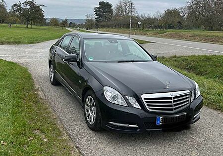 Mercedes-Benz E 200 CGI BlueEFFICIENCY Automatik Avantgarde