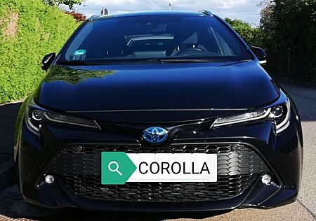 Toyota Corolla 2.0 Hybrid Touring Sports Team Deutschland