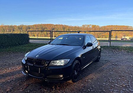 BMW 320 LCI Aut