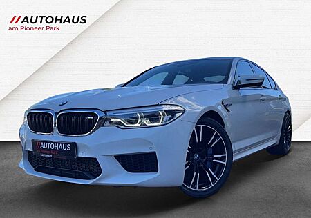 BMW M5 Carbon-HUD-M-Perform.Abgasanl.-Massage-Laser