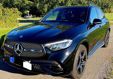 Mercedes-Benz GLC 220 220 d 4Matic, AHK, Pano, AMG Line Adv. Plus,20"ALU