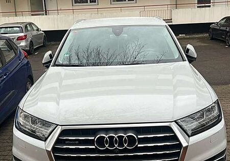 Audi Q7 3.0 TDI quattro tiptronic