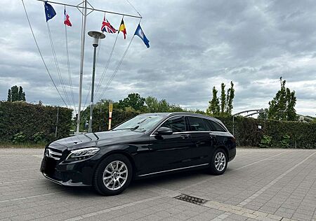 Mercedes-Benz C 220 d T 9G-TRONIC Avantgarde