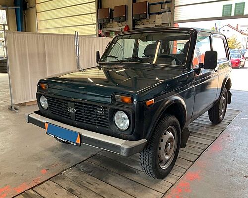Lada Niva 1.7i Only 84415 km 4x4 TÜV NEU 1 HAND EURO4