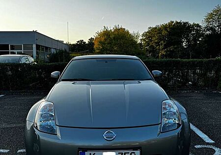 Nissan 350Z Premium Pack