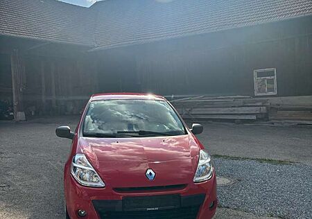 Renault Clio 1.2 16V Authentique