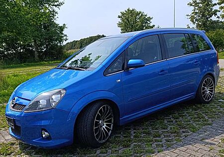 Opel Zafira OPC
