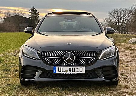 Mercedes-Benz C 220 Mercedes Benz / MBeam /Night / AMG Line/ AHK