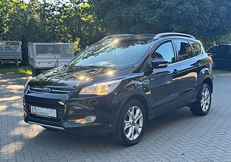 Ford Kuga Titanium / TÜV NEU