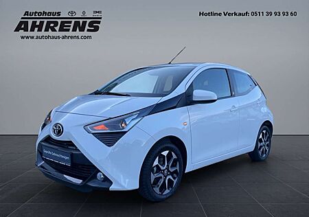 Toyota Aygo (X) x-play Team D Allwetter Klima Carplay/AndroidAuto