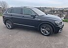 VW Tiguan Volkswagen 2.0 TSI 4Motion (R-Line - DSG - 220PS)