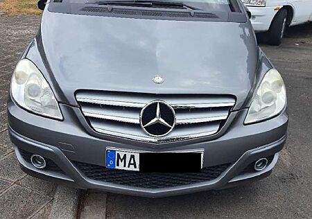 Mercedes-Benz B 200 Autotronic