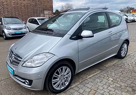 Mercedes-Benz A 150 Autom.+Glasdach+PDC+Sitzheizung+Allwetter