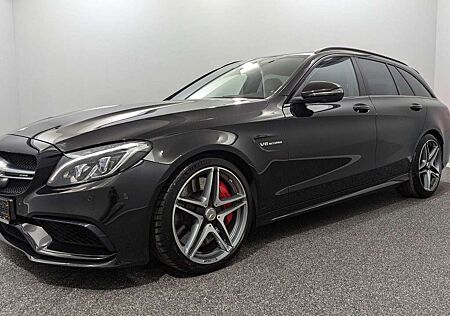 Mercedes-Benz C 63 AMG C 63 S AMG T*1.HAND*U-FREI*SCHECKHEFT KOMPL*VOLL