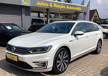 VW Passat Variant Volkswagen GTE /STAND-HZG /SCHIEBEDACH /AHK