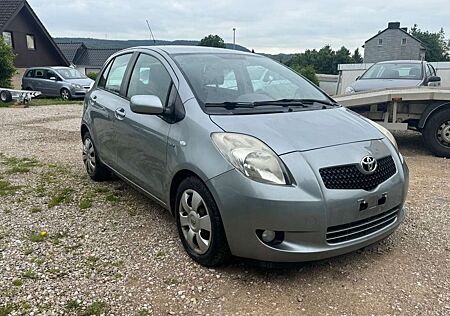 Toyota Yaris Luna Klima Automatik