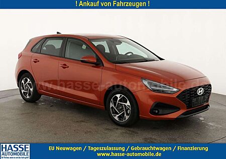Hyundai i30 1.0 T-GDI DCT Family, Navi, Kamera, LED, 16-Zol...