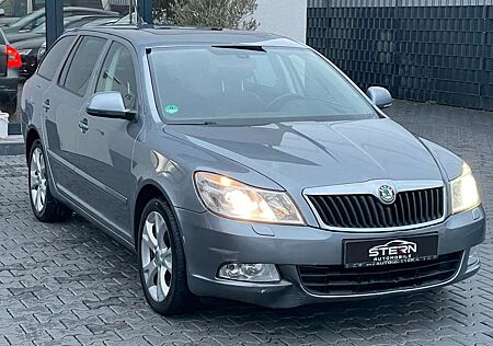 Skoda Octavia 1.6 TDI Elegance Combi Xenon Top ******