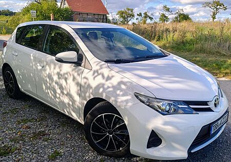 Toyota Auris 1.33 TÜV neu