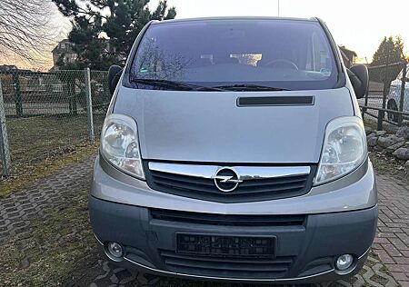 Opel Vivaro Kombi L1H1 2,7t Klimaanlage 9 Sitzplätze Euro 5