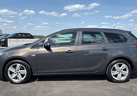 Opel Astra Sport 1.6 CDTI 100 KW Navi PDC