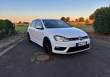 VW Golf Volkswagen 1.4 TSI R-LINE 1.HAND/SHZ/DYNAUDIO/19Zoll